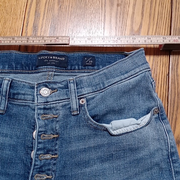 LUCKY BRAND Jeans Womens 6 / 28 BLUE ANKLE BUTTON FLY Preowned Spring - Picture 6 of 8